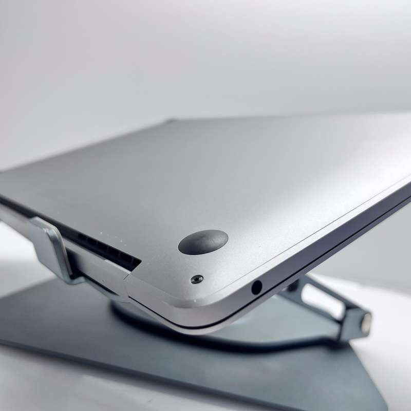 Apple MacBook Air M1 13-Inch 8GPU/8CPU 8GB RAM 256GB SSD (2020) Space Grey (12 Month Warranty)