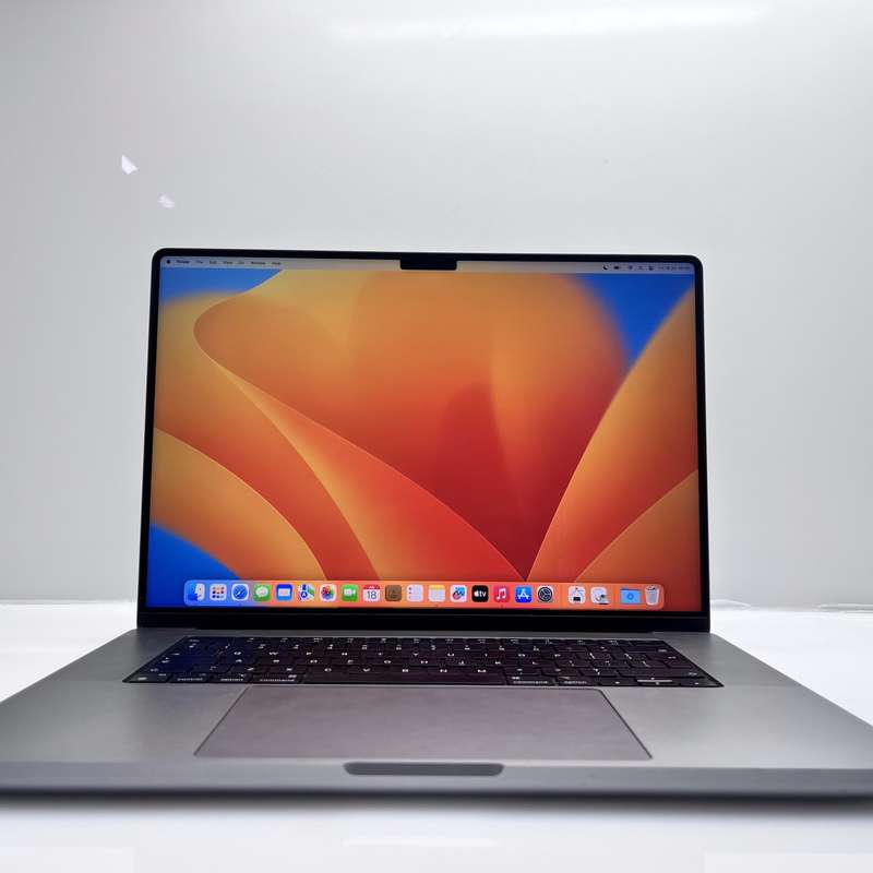 Apple MacBook Pro M1 Pro 16-Inch 10CPU/16GPU 16GB RAM 512GB SSD Space Grey (12 Month Warranty)