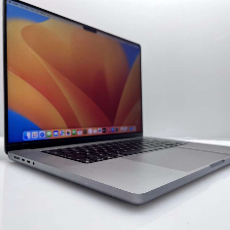 Apple MacBook Pro M1 Pro 16-Inch 10CPU/16GPU 16GB RAM 512GB SSD Space Grey (12 Month Warranty)