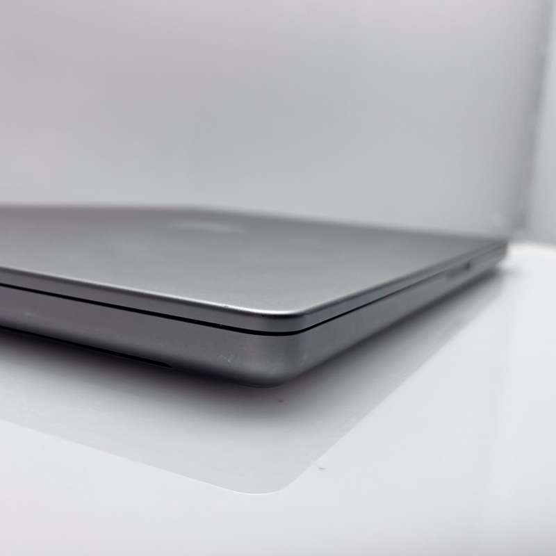 Apple MacBook Pro M1 Pro 16-Inch 10CPU/16GPU 16GB RAM 512GB SSD Space Grey (12 Month Warranty)