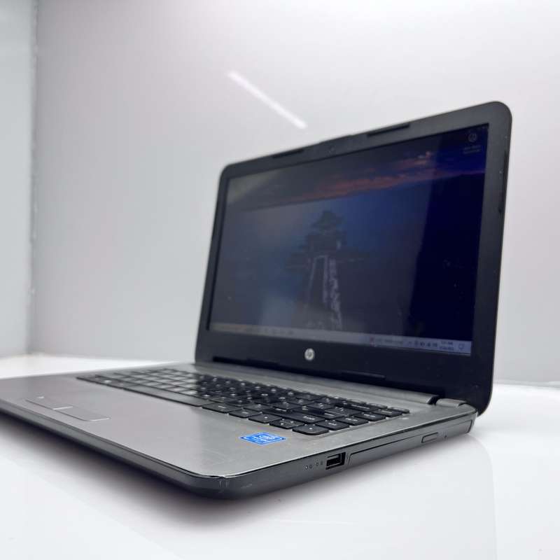 HP 14-am006ni 4GB RAM 240GB SSD Grey (3 Month Warranty) - Damaged Casing