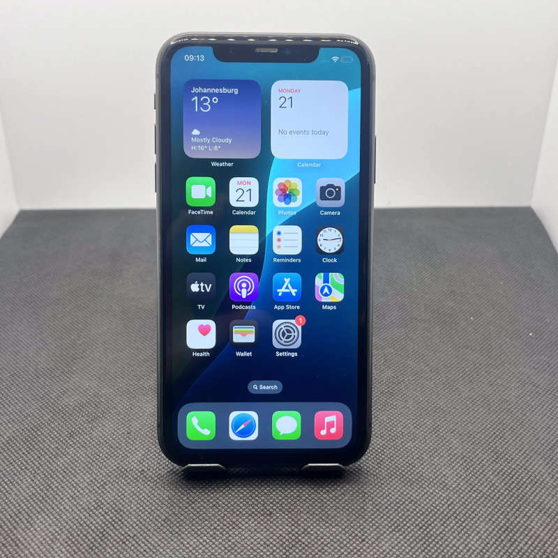 Apple iPhone 11 128GB Black (6 Month Warranty)