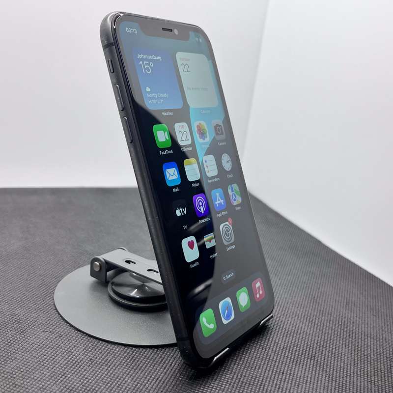 Apple iPhone 11 64GB Black (6 Month Warranty)