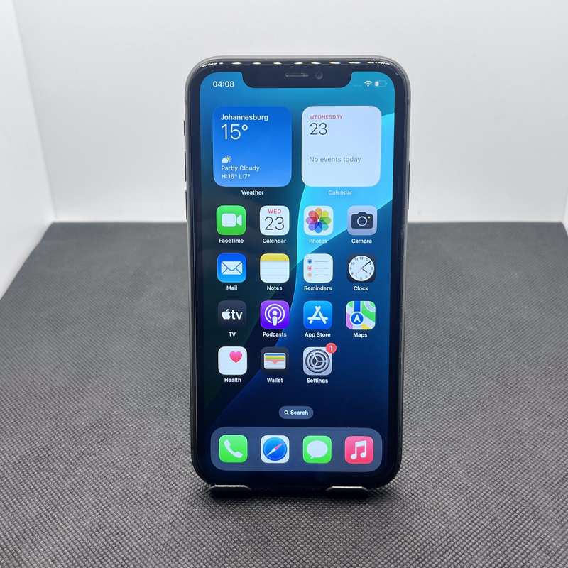 Apple iPhone 11 64GB Black (6 Month Warranty)