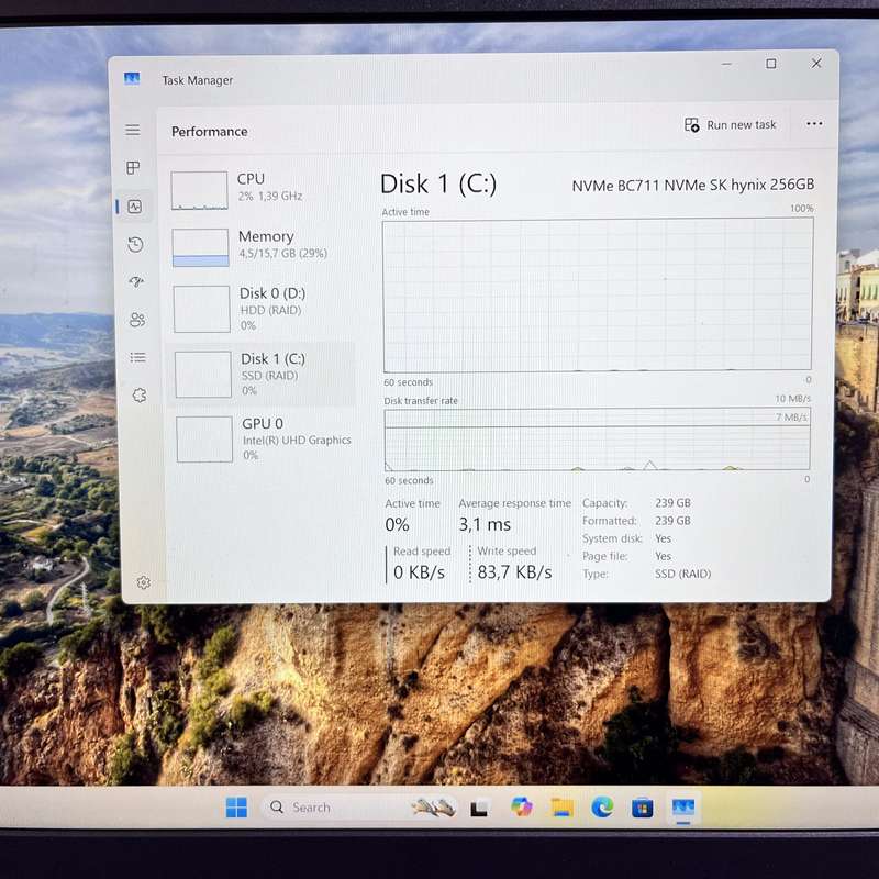 Dell Inspiron 15 3511 "Core i3" 16B RAM 256GB SSD + 1TB HDD Black - Bright Spots