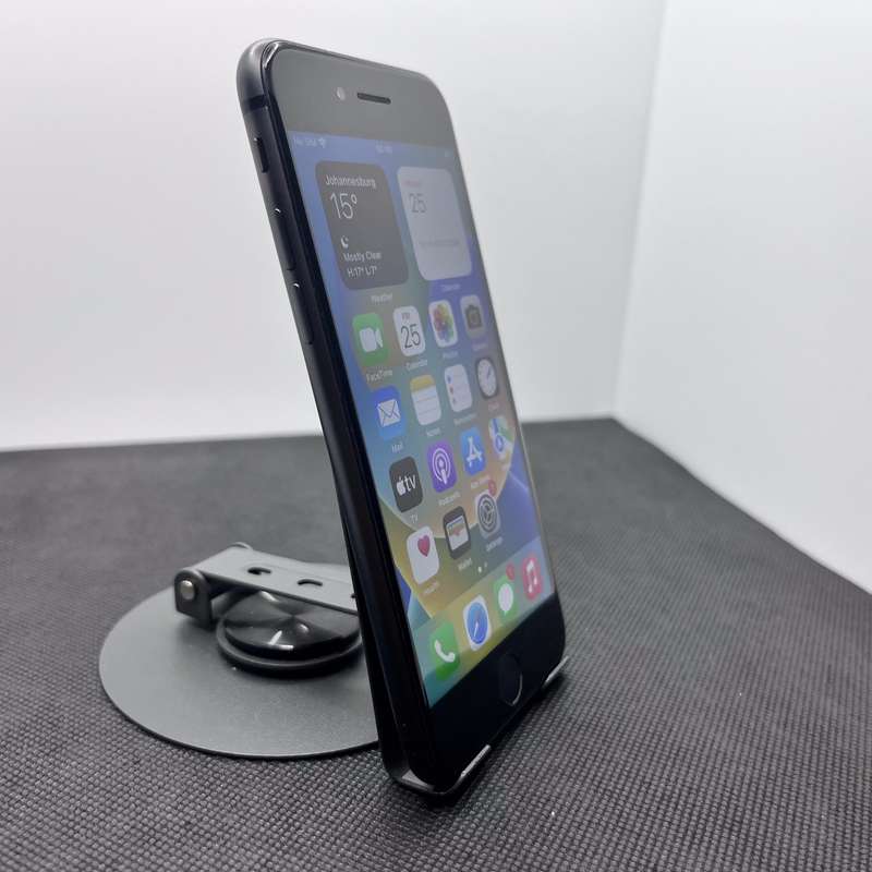 Apple iPhone 8 64GB Black (3 Month Warranty)