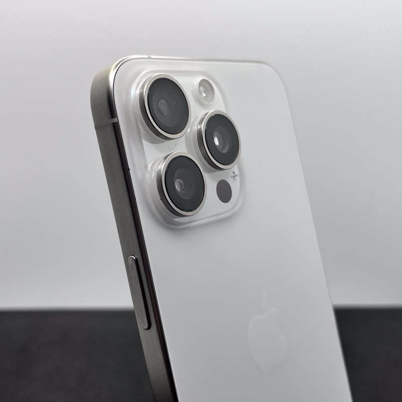 Apple iPhone 15 Pro Max White Titanium (12 Month Warranty)