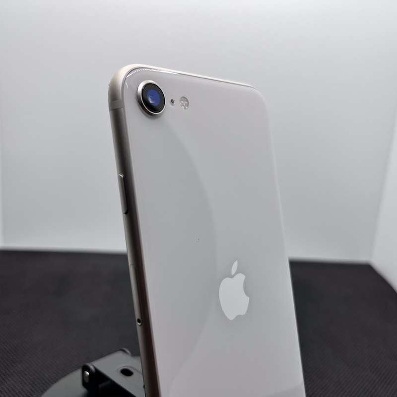 Apple iPhone SE (2020) 128GB White - No Face ID | Minor Screen Damage