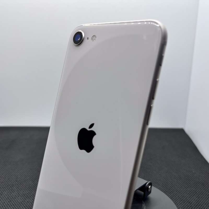 Apple iPhone SE (2020) 128GB White - No Face ID | Minor Screen Damage