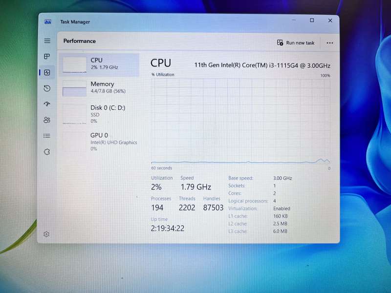 Huawei MateBook D15 "Core i3" 8GB RAM 256GB SSD Silver - Minor Bright Spot