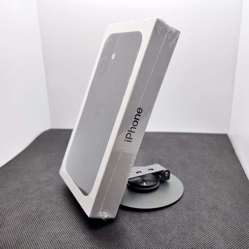 Apple iPhone 16 256GB Black Titanium  -
