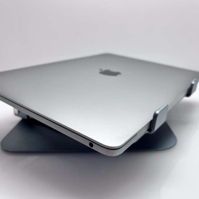 MacBook Pro 13-Inch Core i5 1.4GHz (TouchBar,2019) 8GB RAM 256GB SSD Space Grey (6 Month Wa...