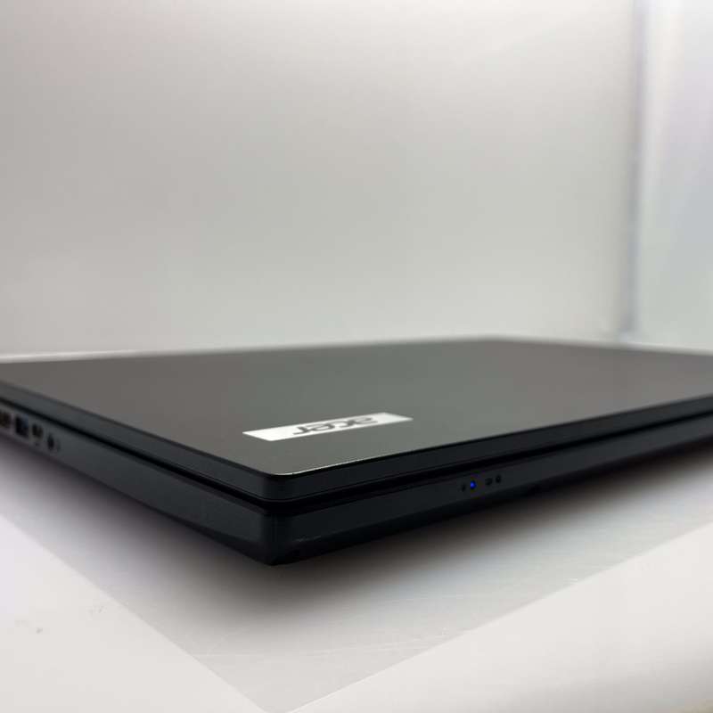 Acer TravelMate P2510 "Core i5" 8GB RAM 256GB SSD Black - Hinge Damage