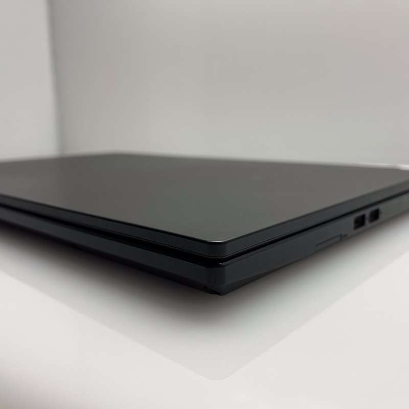 Acer TravelMate P2510 "Core i5" 8GB RAM 256GB SSD Black - Hinge Damage