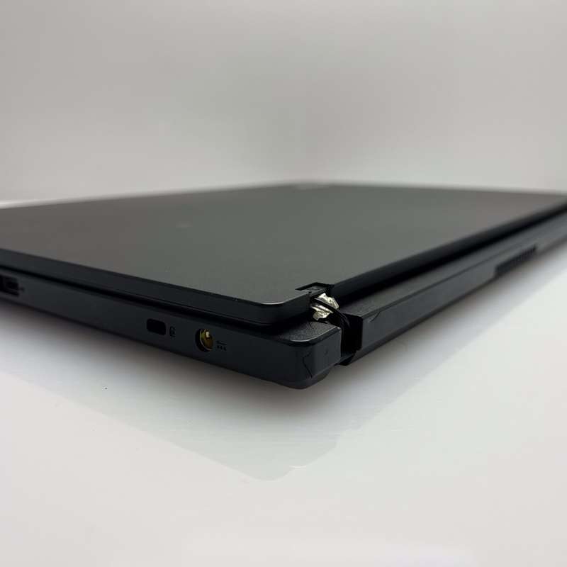 Acer TravelMate P2510 "Core i5" 8GB RAM 256GB SSD Black - Hinge Damage