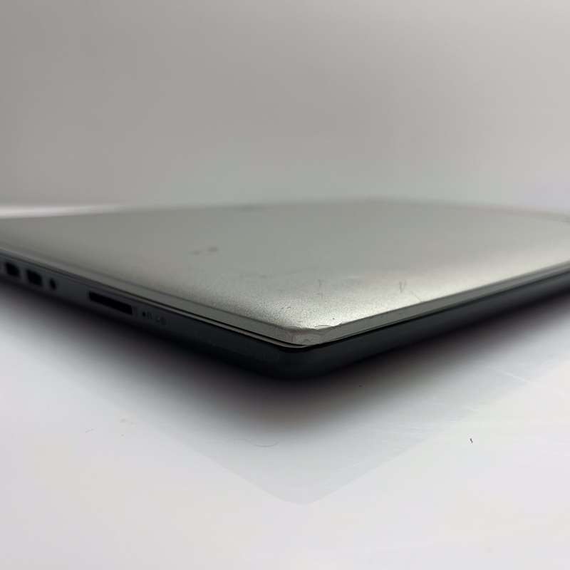 Lenovo 80SG "Celeron" 4GB RAM 512GB SSD (SATA) Silver