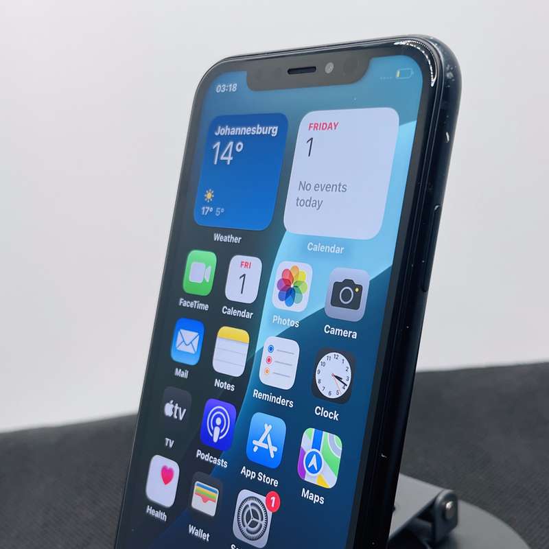 Apple iPhone XR 128GB Black (3 Month Warranty)
