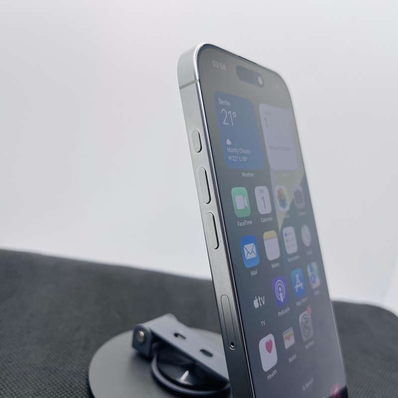 Apple iPhone 16 Pro 256GB White Titanium (10 Year Warranty) - Mint Condition