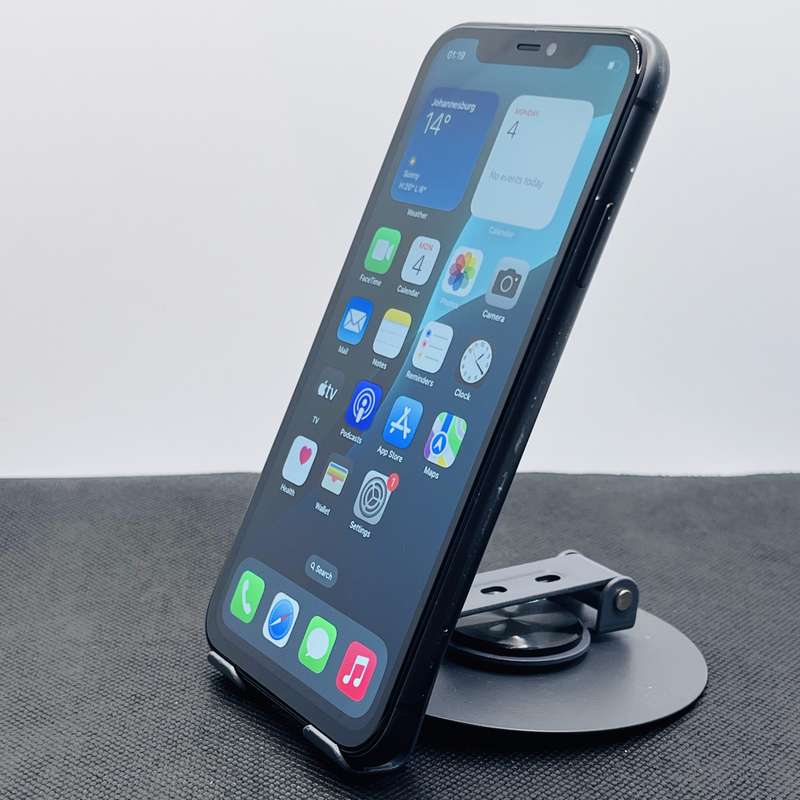 Apple iPhone 11 128GB Black (6 Month Warranty)