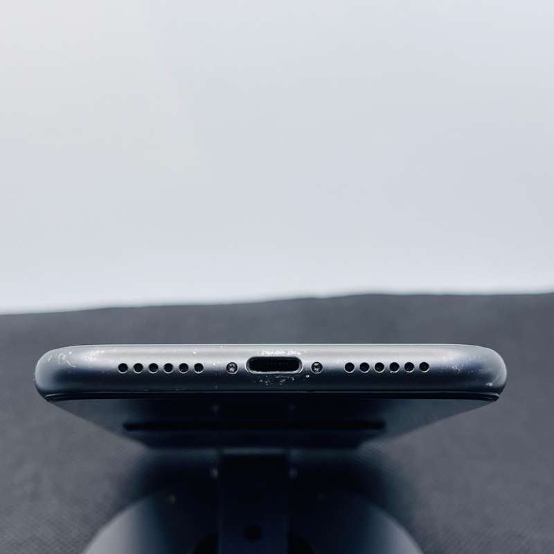 Apple iPhone 11 128GB Black (6 Month Warranty)