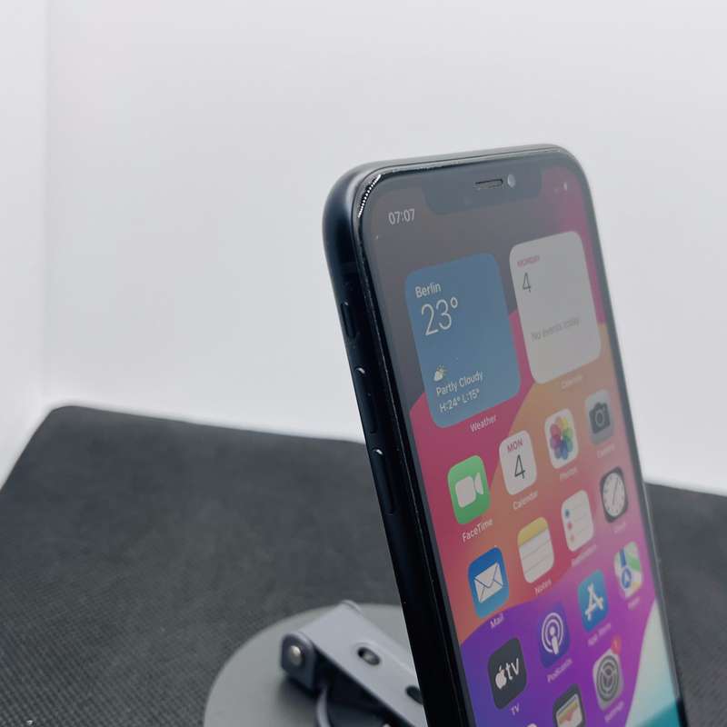 Apple iPhone XR 64GB Black (3 Month Warranty)