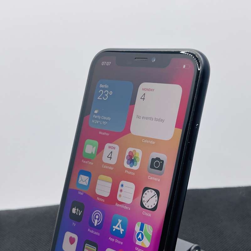 Apple iPhone XR 64GB Black (3 Month Warranty)