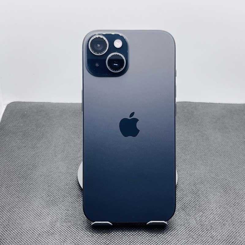 Apple iPhone 15 128GB Black (12 Month Warranty)