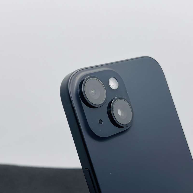 Apple iPhone 15 128GB Black (12 Month Warranty)