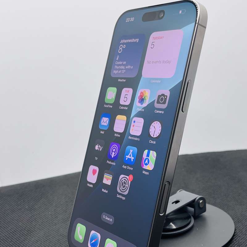 Apple iPhone 16 Pro Max 256GB Desert Titanium (12 Month Warranty) - Chipped Camera
