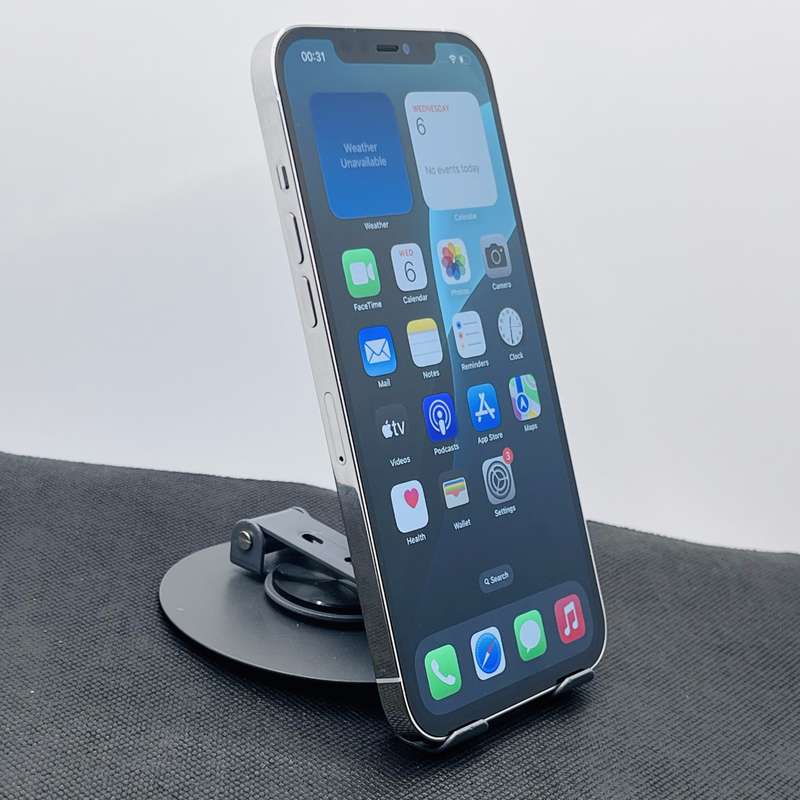 Apple iPhone 12 Pro Max 256GB Silver (12 Month Warranty) + Screen Protector Bundle Value: R200