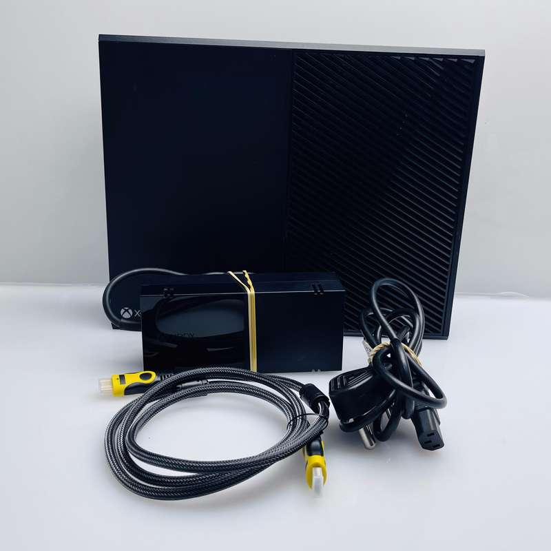 Xbox One 500GB Black + HDMI Cable + Power Cable (3 Month Warranty)