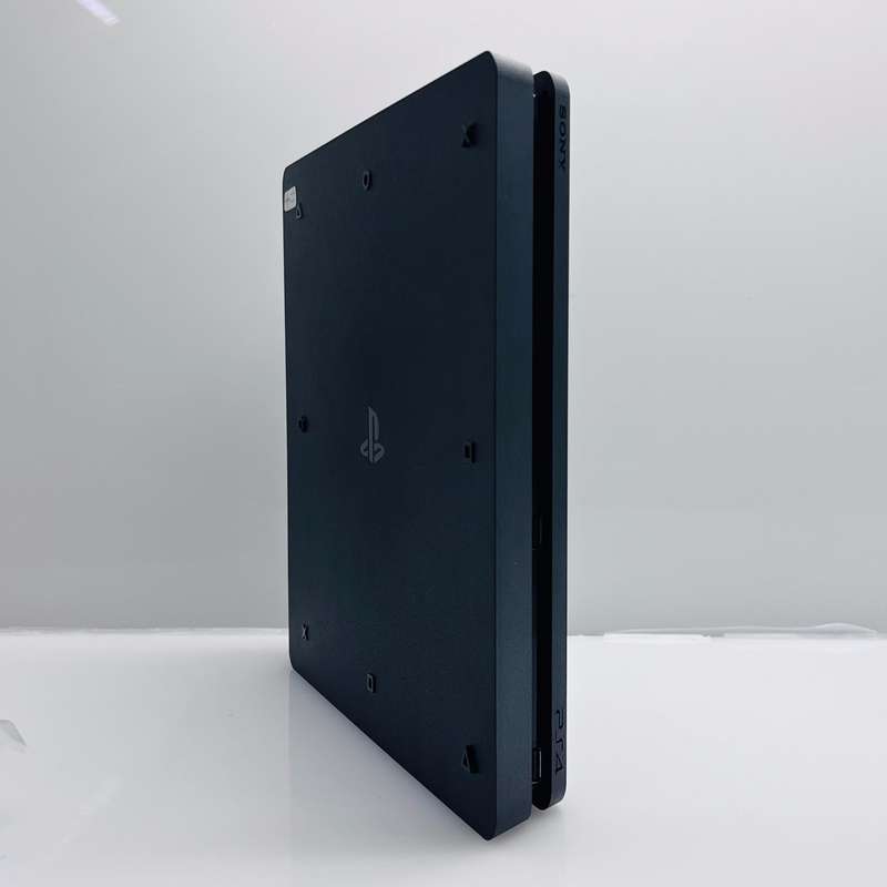 PlayStation 4 Slim Black 500GB + 1 Controller + HDMI Cable + Power Cable + 3  Games (3 Month Warr...