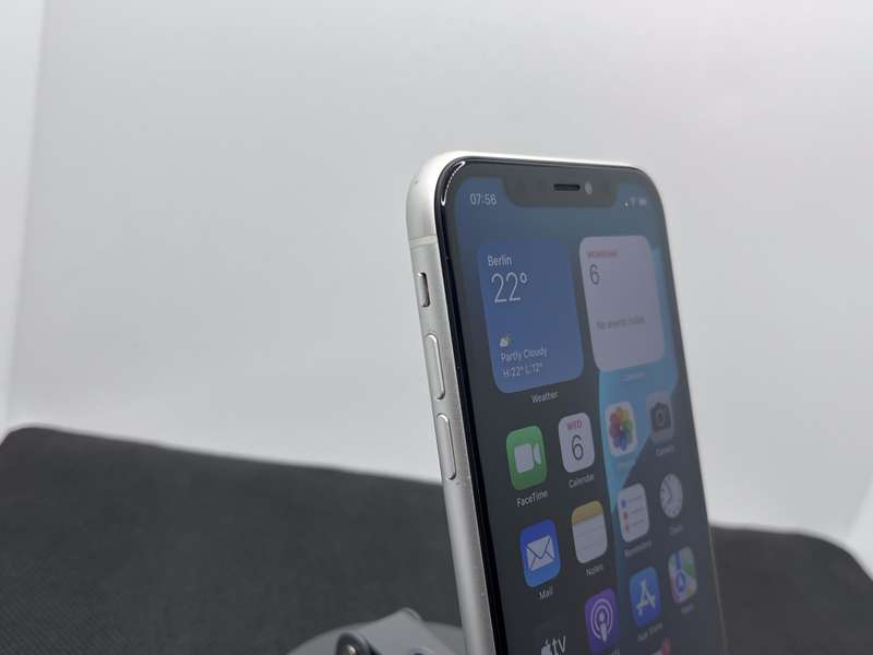 Apple iPhone XR 128GB White (3 Month Warranty)