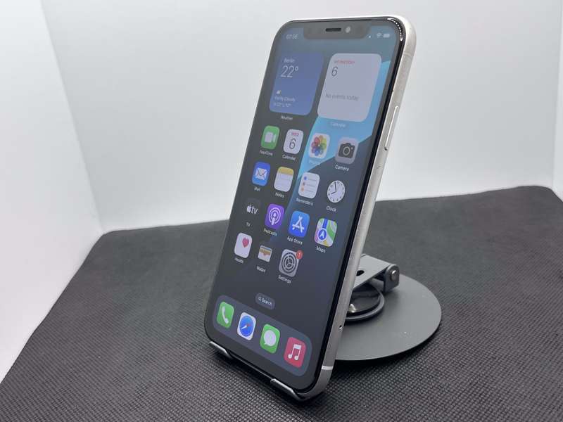 Apple iPhone XR 128GB White (3 Month Warranty)