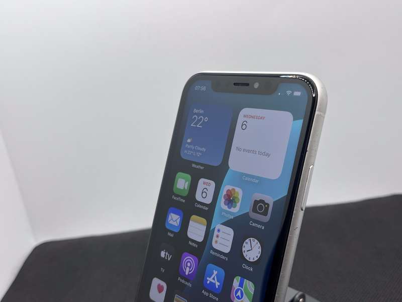 Apple iPhone XR 128GB White (3 Month Warranty)