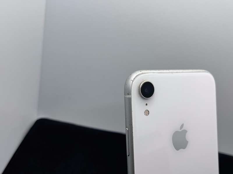 Apple iPhone XR 128GB White (3 Month Warranty)