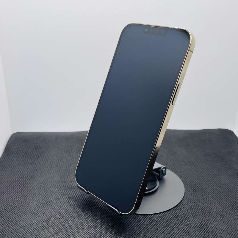 Apple iPhone 13 Pro Max 256GB Gold (12 Month Warranty) + Cover Bundle Value: R200