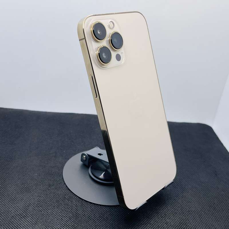 Apple iPhone 13 Pro Max 256GB Gold (12 Month Warranty) + Cover Bundle Value: R200