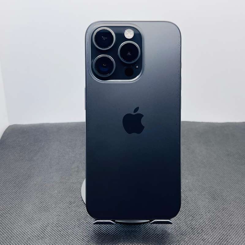 Apple iPhone 15 Pro 256GB Black Titanium (12 Month Warranty) + Screen Protector Bundle Value: R200