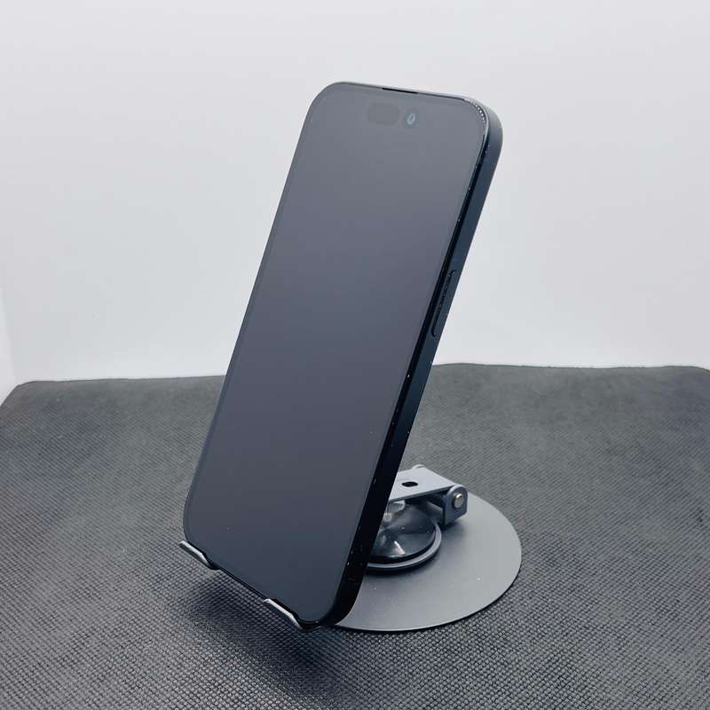 Apple iPhone 15 128GB Black (12 Month Warranty) + Screen Protector Bundle Value: R200