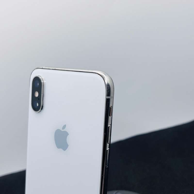 Apple iPhone XS 256GB Silver - Dead Pixel And No Face ID