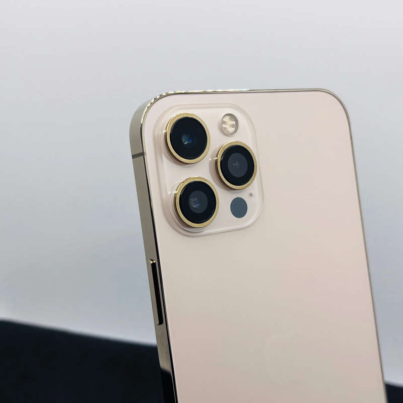 Apple iPhone 12 Pro Max 256GB Gold (6 Month Warranty) + Screen Protector Bundle Value: R200
