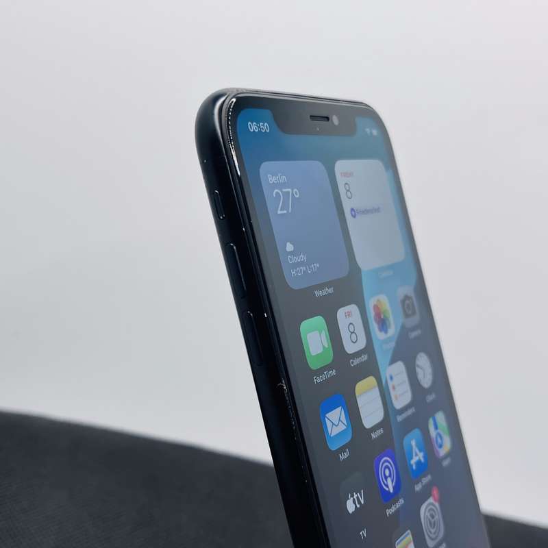Apple iPhone XR 64GB Black (3 Month Warranty)
