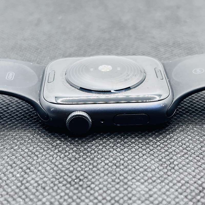 Apple Watch Series SE 1st Gen 44mm GPS Only Space Gray (3 Month Warranty)