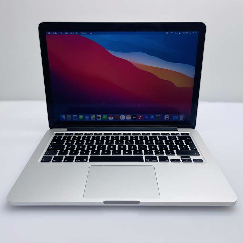 MacBook Pro 13-Inch Core i5 2.40 GHz 8GB RAM 256GB SSD (Late 2013) Silver