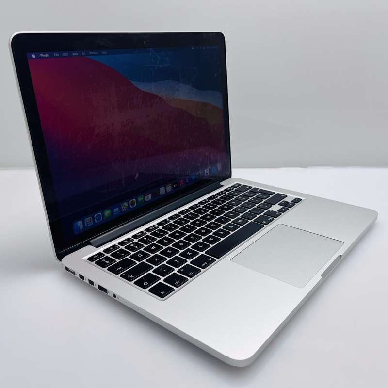 MacBook Pro 13-Inch Core i5 2.40 GHz 8GB RAM 256GB SSD (Late 2013) Silver