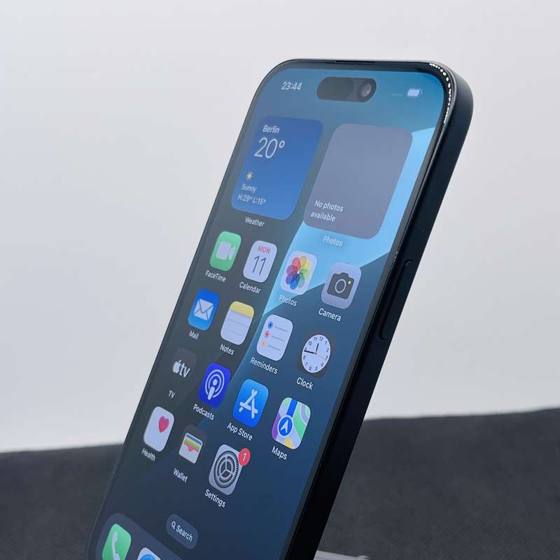 Apple iPhone 15 128GB Black (10 Year Warranty) - Mint Condition