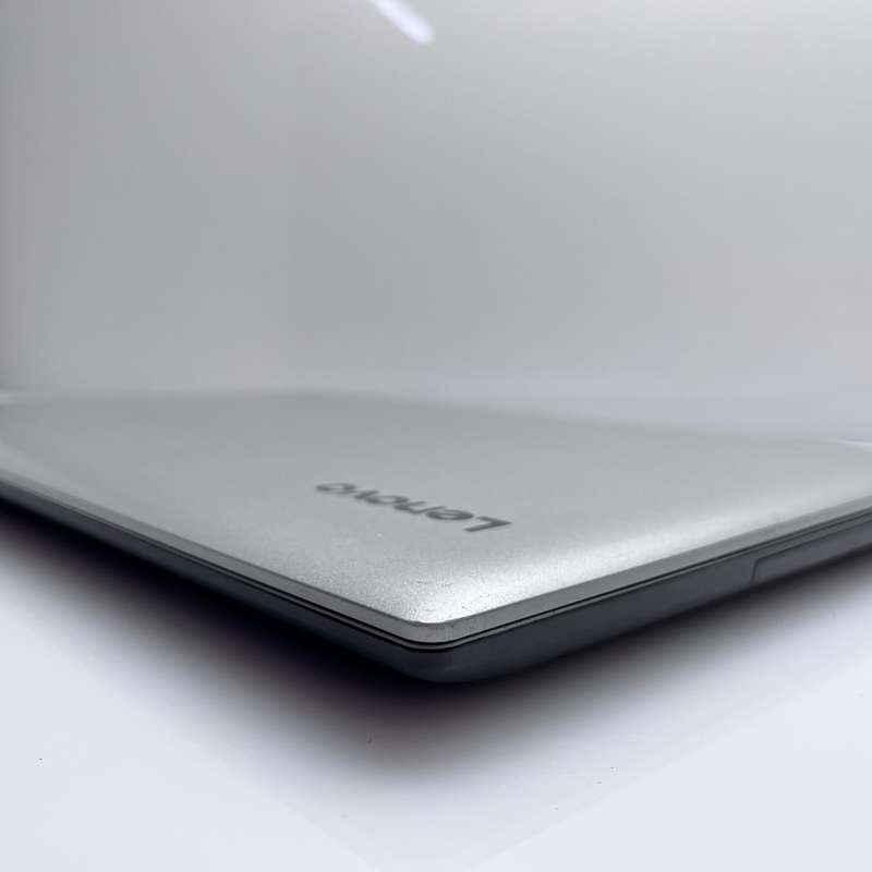 Lenovo IdeaPad 330 "Core i5" 8GB RAM 512GB SSD Silver - Faulty Battery