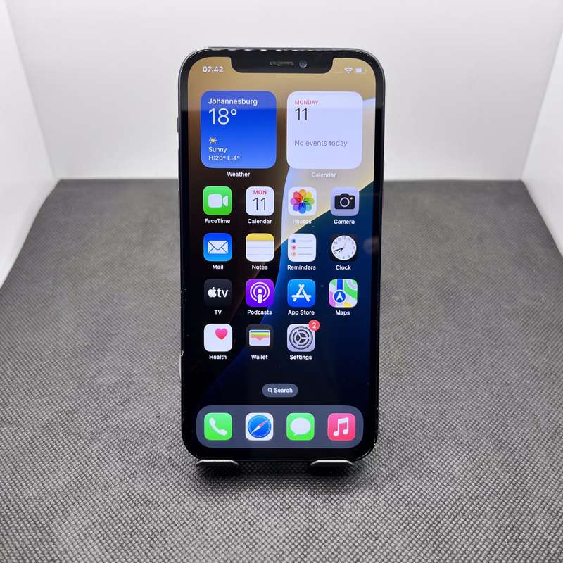 Apple iPhone 12 64GB Black (6 Month Warranty)