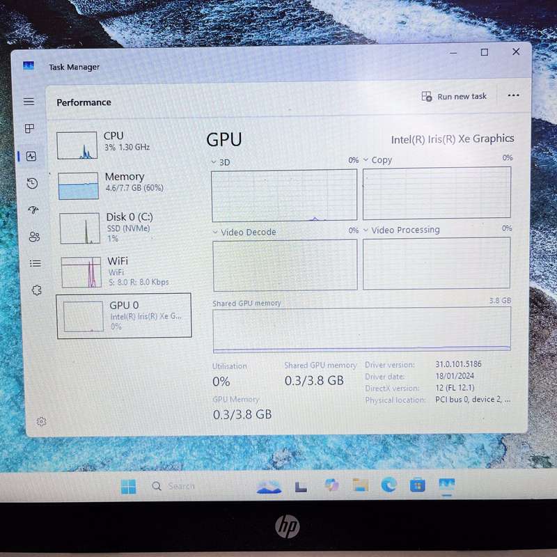 HP-15s-fq4000ni "Core i7" 8GB RAM 256GB SSD - Silver (3 Month Warranty) - Cracked Hinge
